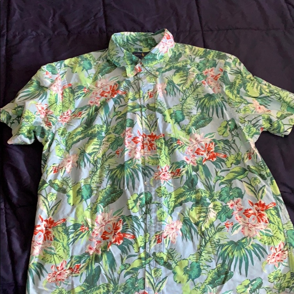 Men’s Short Sleeve Hawaiian Style Shirt